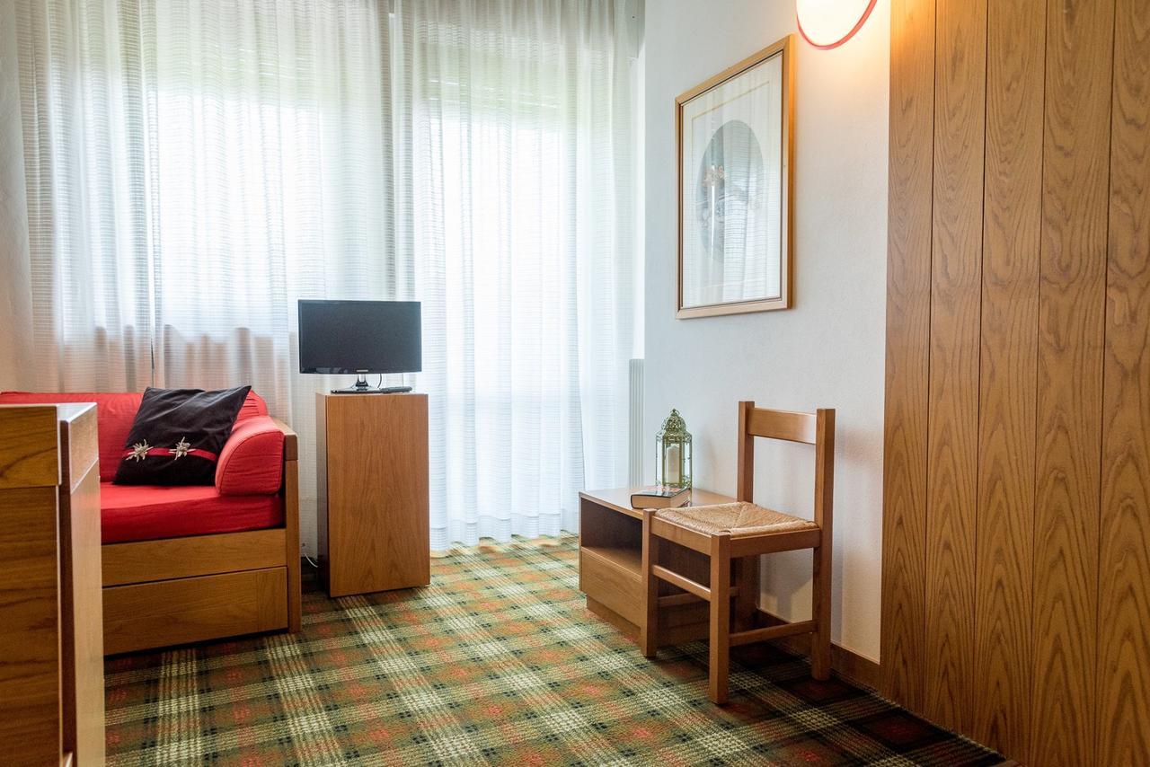 阿尔卑斯公寓式酒店 阿西阿高 外观 照片